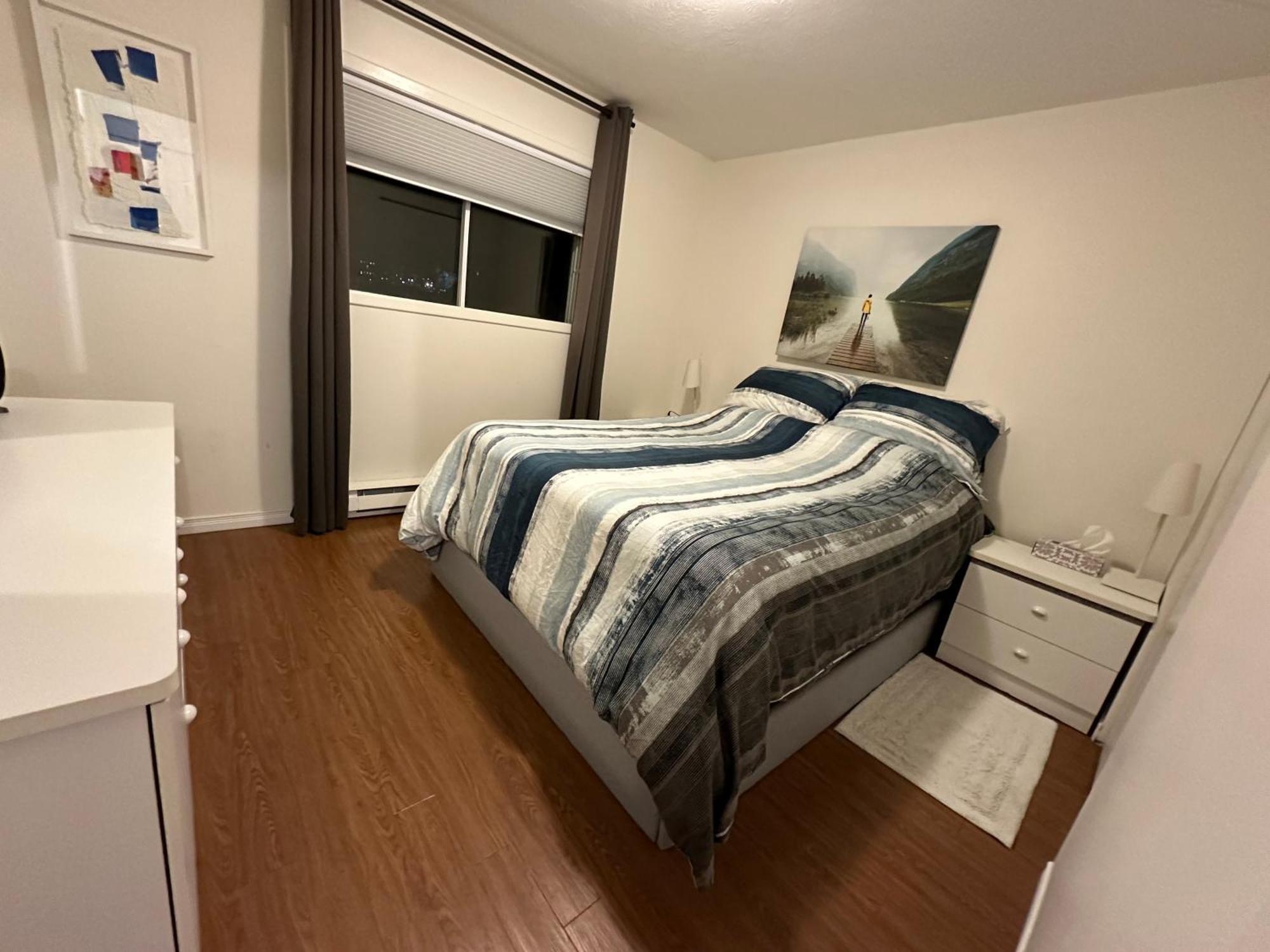 Quiet, Comfortable Great Location 2 Bedroom Sherbrooke Buitenkant foto